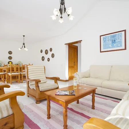 Casa Yaiza En * Tías