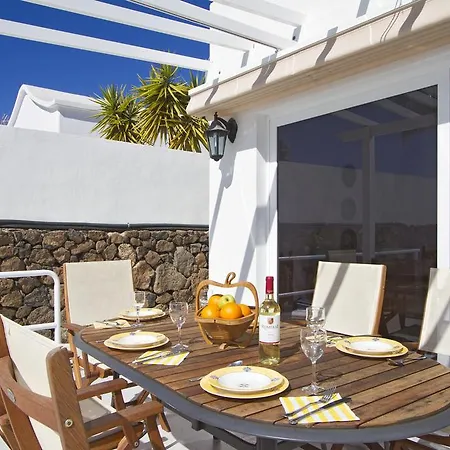 Holiday home Casa Yaiza En *